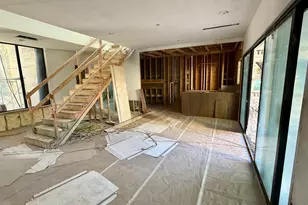 1701 Banks St, Houston, TX 77098 - Photo 7
