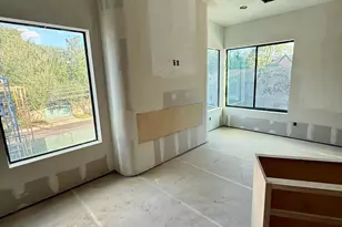 1701 Banks St, Houston, TX 77098 - Photo 19