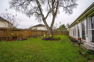 2730 Briarloch Ln, Houston, TX 77073 - Photo 37