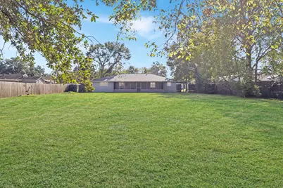 320 Meadow Drive, Bridge City, TX 77611 - Photo 27