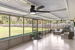 320 Meadow Dr, Bridge City, TX 77611 - Photo 25