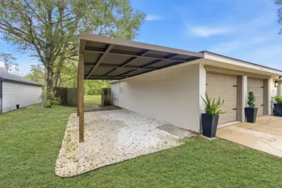 320 Meadow Drive, Bridge City, TX 77611 - Photo 3