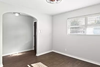 320 Meadow Drive, Bridge City, TX 77611 - Photo 5