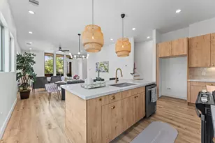 1122 W 17th St, Houston, TX 77008 - Photo 13