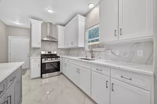 7832 Dewitt St, Houston, TX 77028 - Photo 11