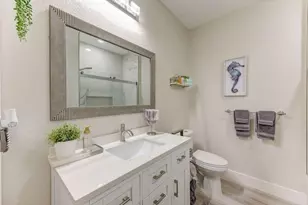 4 Shore Acres Cir, Shoreacres, TX 77571 - Photo 23