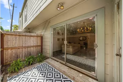 14703 Barryknoll Lane #26, Houston, TX 77079 - Photo 17