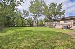 5418 Myrtlewood St, Houston, TX 77033 - Photo 17