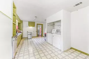 761 Longhorn Dr E, Livingston, TX 77351 - Photo 11