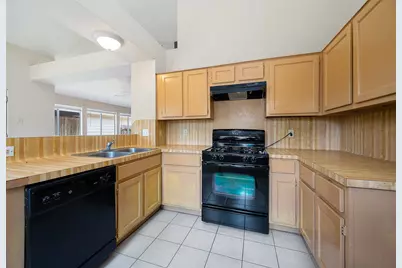 11918 Westwold Drive, Tomball, TX 77377 - Photo 9