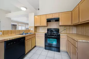 11918 Westwold Dr, Tomball, TX 77377 - Photo 9