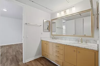 1860 White Oak Drive #333, Houston, TX 77009 - Photo 11