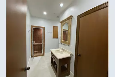 1012 Crocker Street, Houston, TX 77019 - Photo 9