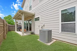 10407 Tranquil Cove Dr, Houston, TX 77043 - Photo 13