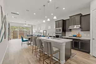 10407 Tranquil Cove Dr, Houston, TX 77043 - Photo 7