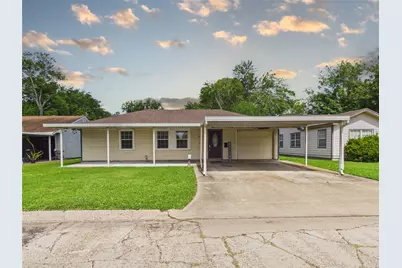 505 S Circle Drive, Baytown, TX 77520 - Photo 1