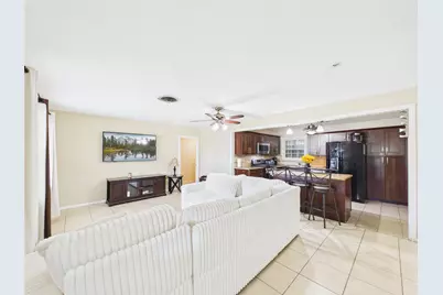 505 S Circle Drive, Baytown, TX 77520 - Photo 7