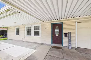 505 S Circle Dr, Baytown, TX 77520 - Photo 5