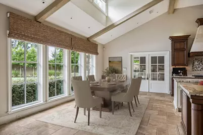 1 Gage Court, Houston, TX 77024 - Photo 15