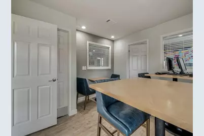 7610 Cameron Rd #1058, Austin, TX 78752 - Photo 33