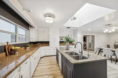 5302 Saxon Dr Drive, Houston, TX 77092 - Photo 13