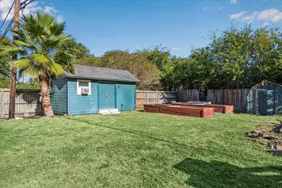 5302 Saxon Dr Drive, Houston, TX 77092 - Photo 47