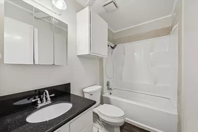 5302 Saxon Dr Drive, Houston, TX 77092 - Photo 33
