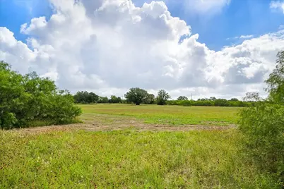 2845 Boehnke Road, Muldoon, TX 78949 - Photo 29