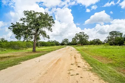 2845 Boehnke Road, Muldoon, TX 78949 - Photo 23