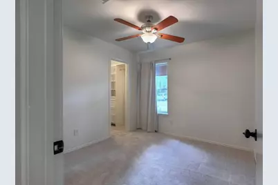 9859 Meadow Bend Lane, Houston, TX 77065 - Photo 15