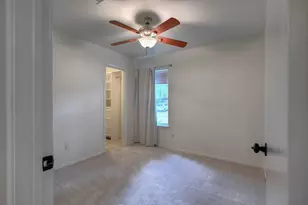 9859 Meadow Bend Ln, Houston, TX 77065 - Photo 15