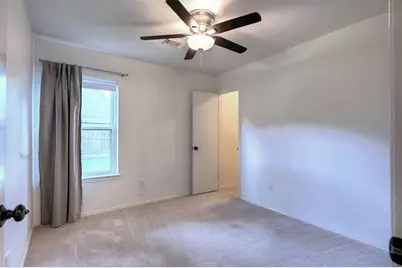 9859 Meadow Bend Lane, Houston, TX 77065 - Photo 19