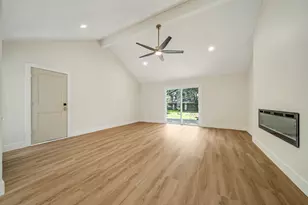 717 Clayton St, Tomball, TX 77375 - Photo 7