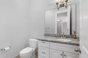 2329 Willowby Dr, Houston, TX 77008 - Photo 25