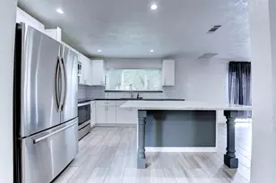 8519 Church Light Ln, Houston, TX 77064 - Photo 5