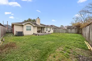 5022 Bricker St, Houston, TX 77033 - Photo 21