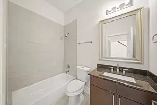 1304 W Dallas St, Houston, TX 77019 - Photo 7