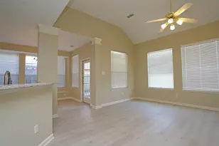 7534 Orchard Hills Ln, Sugar Land, TX 77479 - Photo 5