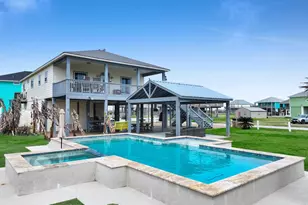 959 Tidelands Dr, Port Bolivar, TX 77650 - Photo 11