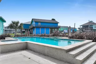 959 Tidelands Dr, Port Bolivar, TX 77650 - Photo 11