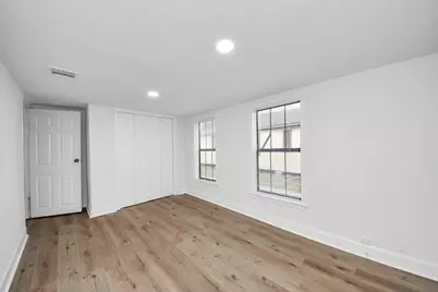 2409 Avenue K, Rosenberg, TX 77471 - Photo 29