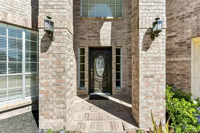 2723 Sterling Fields Drive, Pearland, TX 77584 - Photo 3