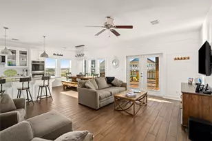 23006 Martes St, Galveston, TX 77554 - Photo 7