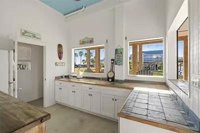 23006 Martes Street, Galveston, TX 77554 - Photo 31