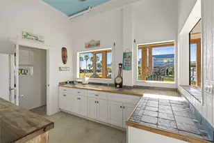 23006 Martes St, Galveston, TX 77554 - Photo 31