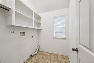 2821 Chinaberry Park Ln, League City, TX 77573 - Photo 15