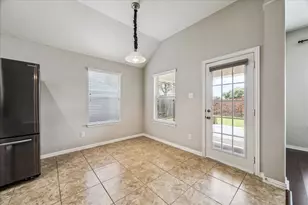 2821 Chinaberry Park Ln, League City, TX 77573 - Photo 7
