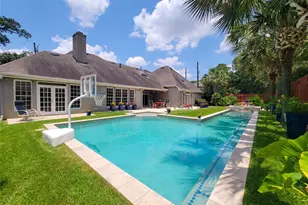 4401 Roseland St, Houston, TX 77006 - Photo 1