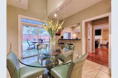 4401 Roseland Street, Houston, TX 77006 - Photo 19