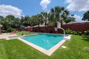 4401 Roseland St, Houston, TX 77006 - Photo 9